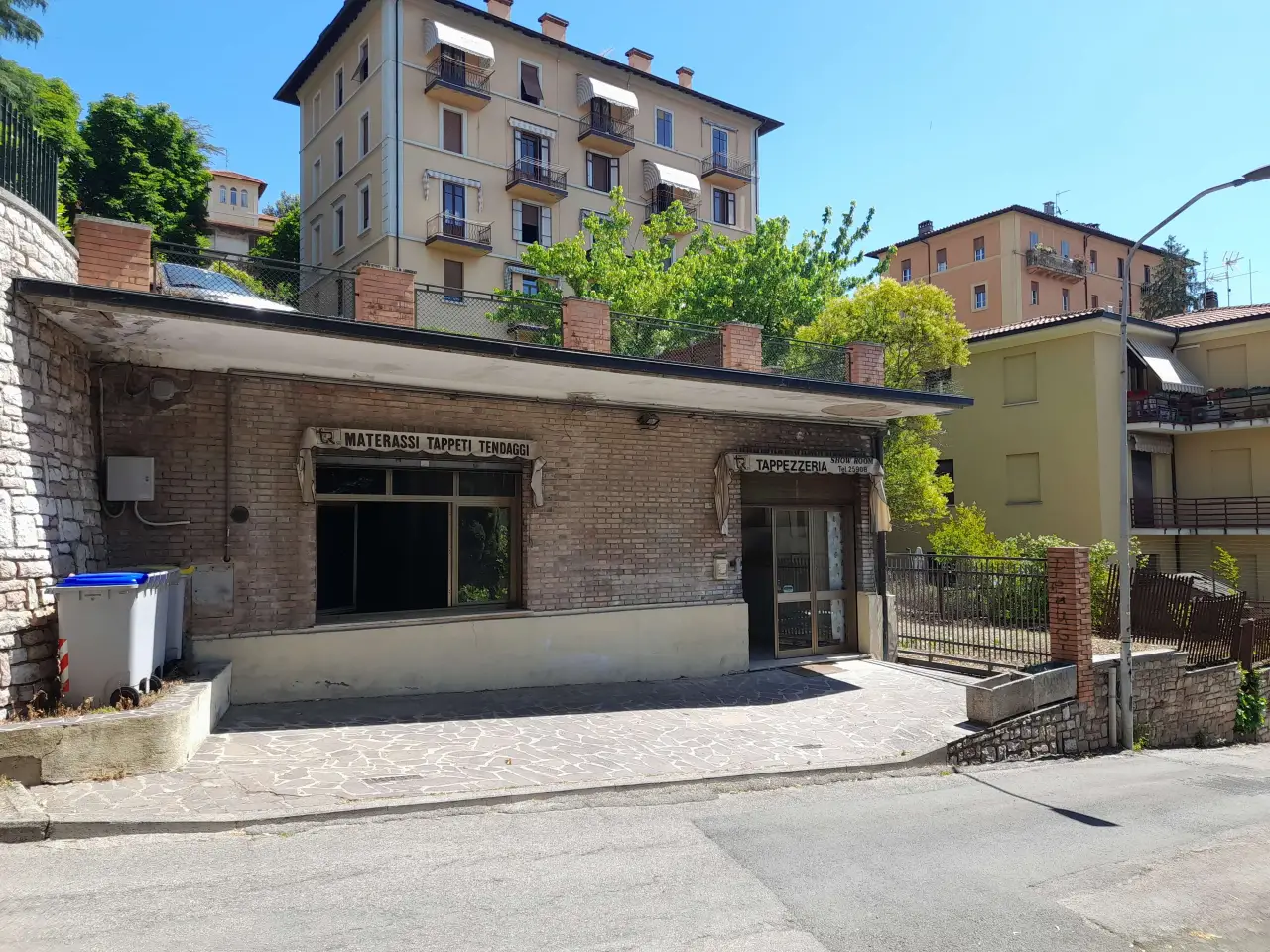Palazzina commerciale in Via Massari  2, Perugia, {3} - Foto 2