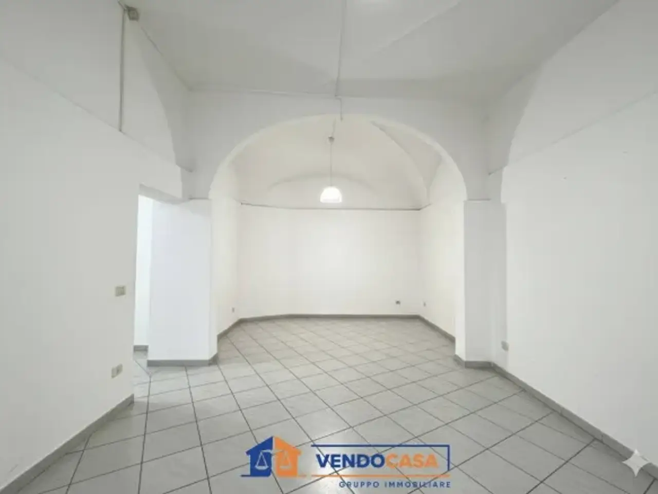 Negozio in Via delle Ruote 15r, Firenze, {3} - Foto 2
