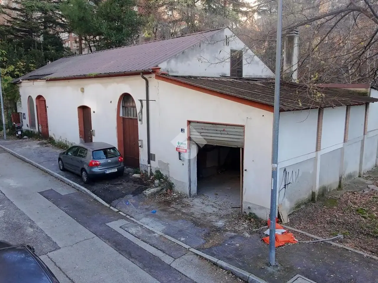 Capannone in Via Norma Cossetto 7, Trieste, {3} - Foto 1