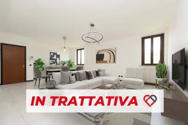 3-room flat in Via Rodolfo Morandi, 3, Tradate - Photo 1