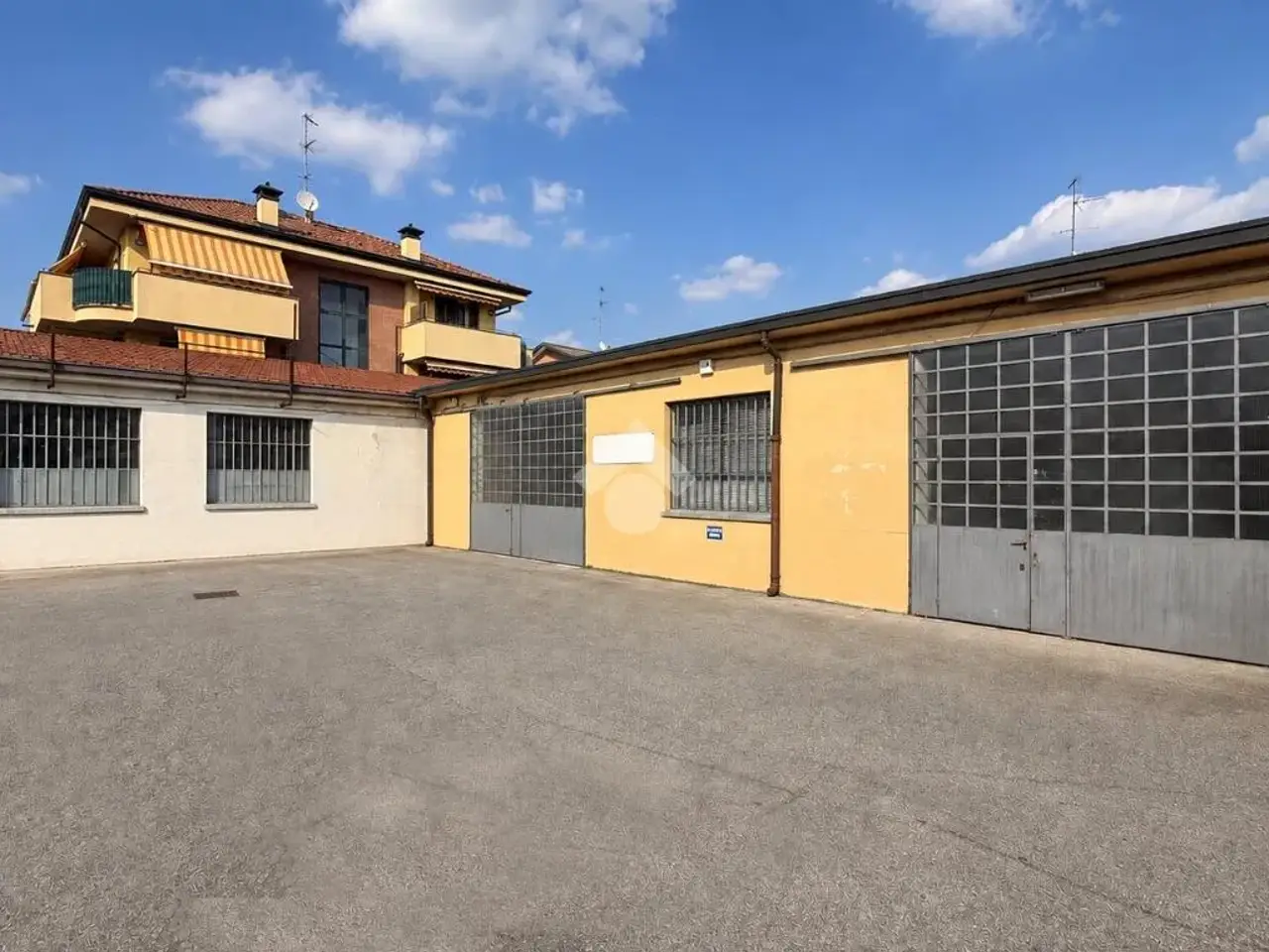 Capannone in Via Risorgimento, Senago, {3} - Foto 2