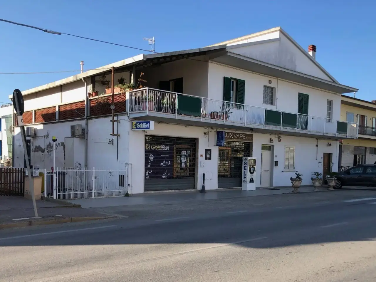 Negozio in Strada Statale 150, Morro d'Oro, {3} - Foto 1