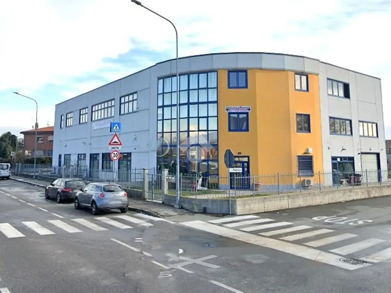 Ufficio in Via G. Marconi 57, Bruino, {3} - Foto 1