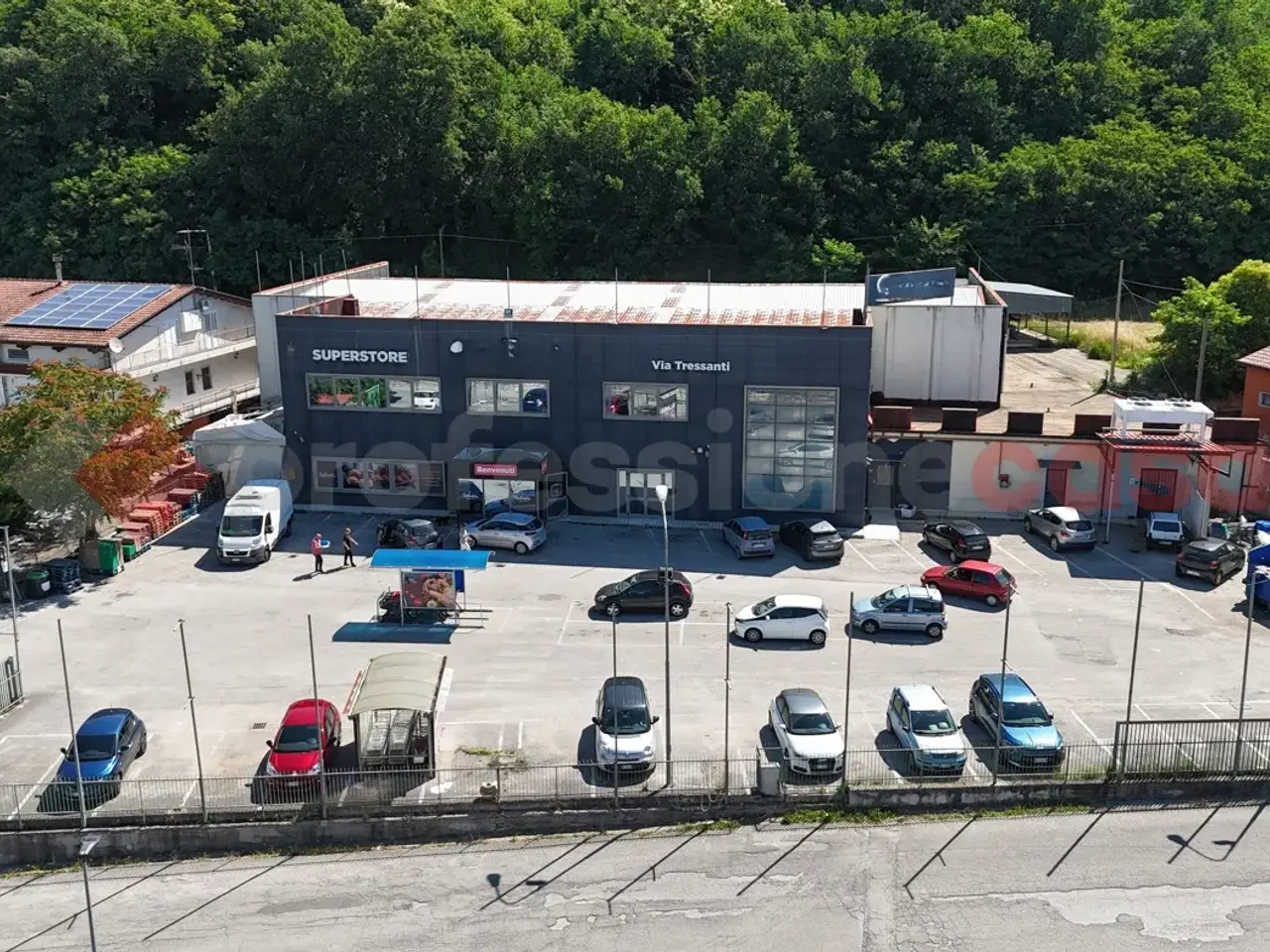 Esercizio commerciale in Via Tressanti Snc, Ceppaloni, {3} - Foto 1