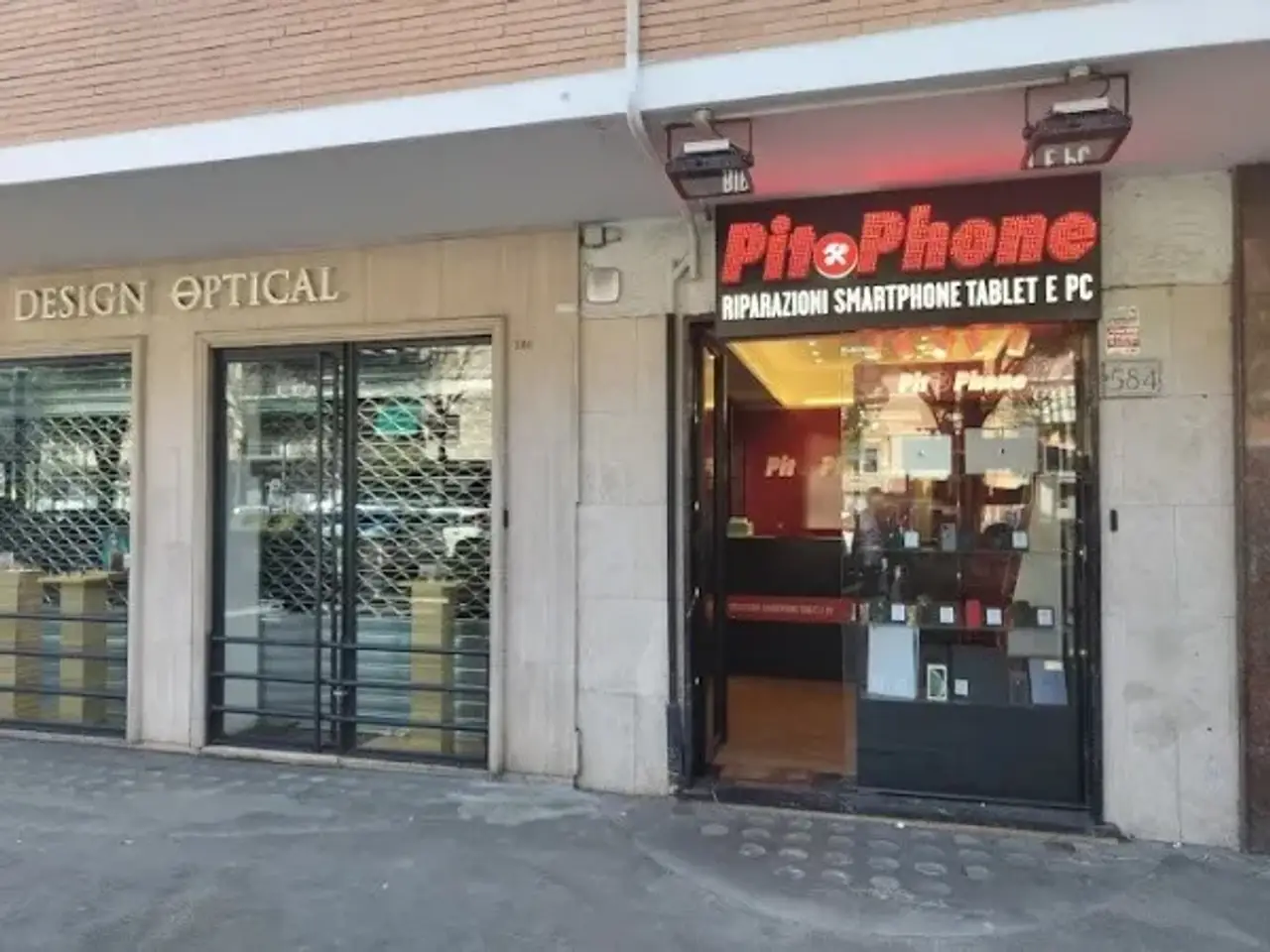 Telefonia in Viale dei Colli Portuensi 466, Roma, {3} - Foto 1