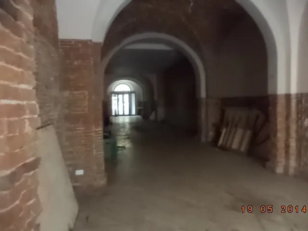 Esercizio commerciale in Via Lotti 10, Pontedera, {3} - Foto 2