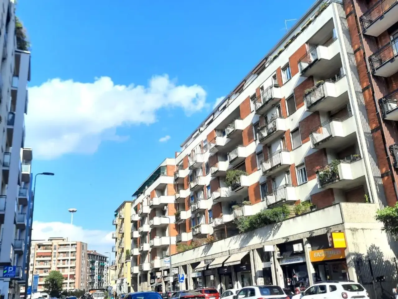 Negozio in Via Pordenone 34, Milano, {3} - Foto 1