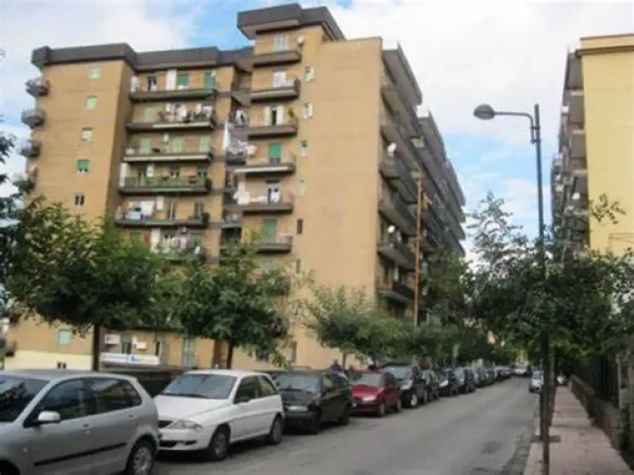 Negozio in Via Vittorio Veneto, Gragnano, {3} - Foto 2