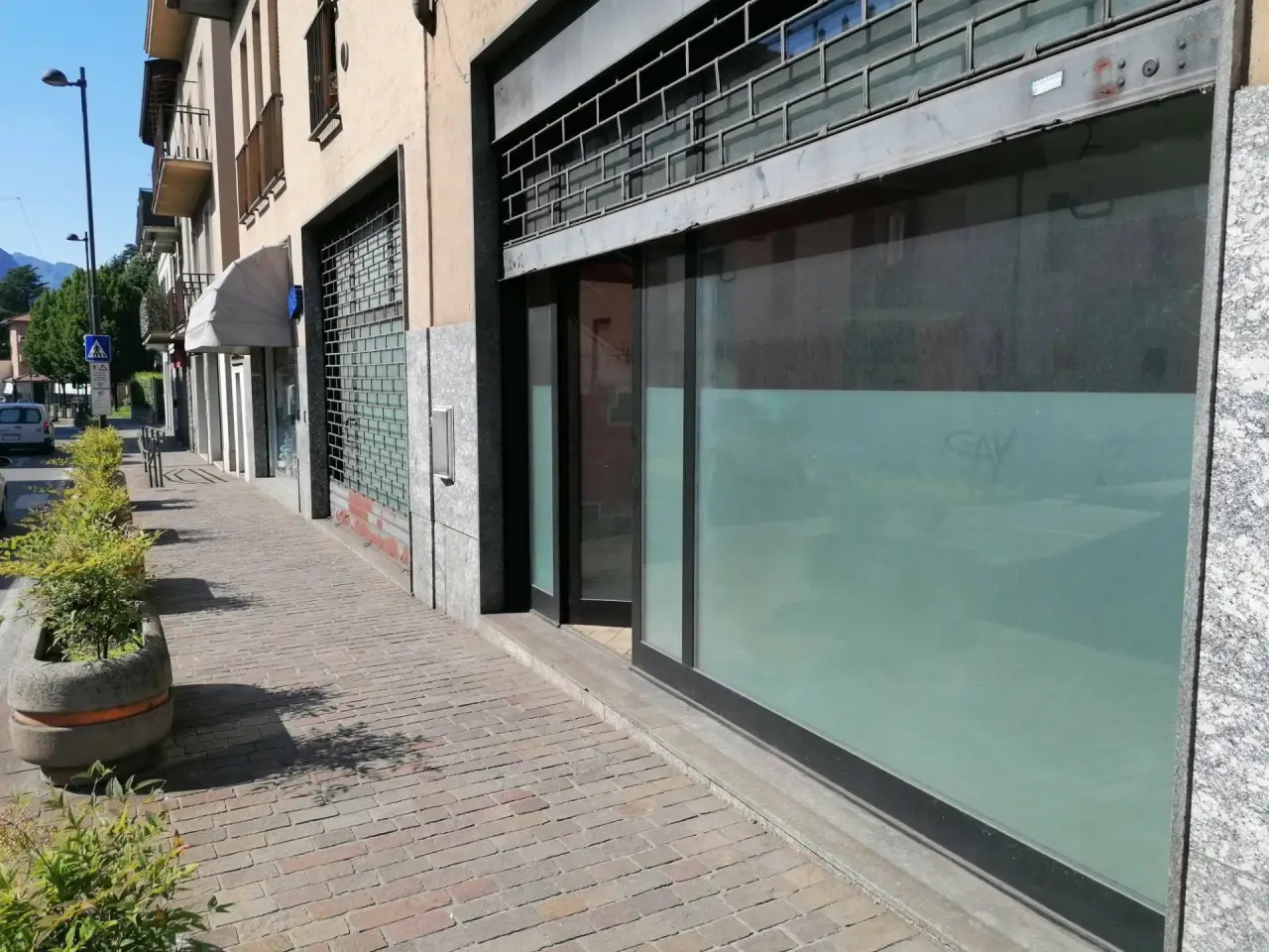 Negozio in Corso Dante 8, Calolziocorte, {3} - Foto 1