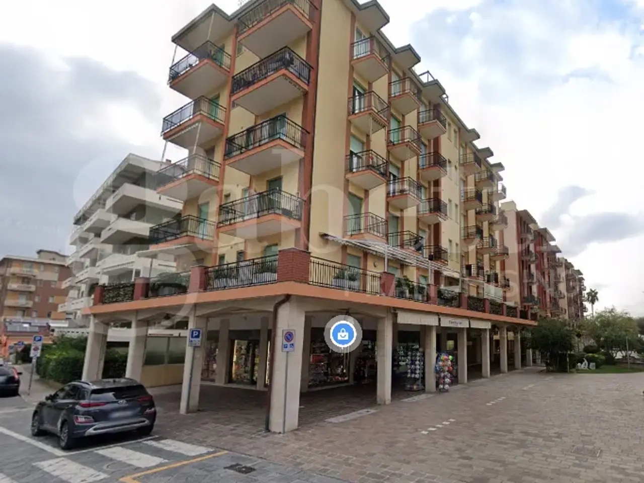 Magazzino in Via Roma, Andora, {3} - Foto 1