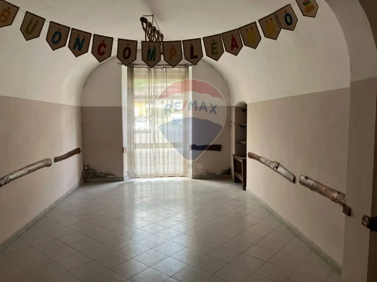 Esercizio commerciale in , Barga, {3} - Foto 2