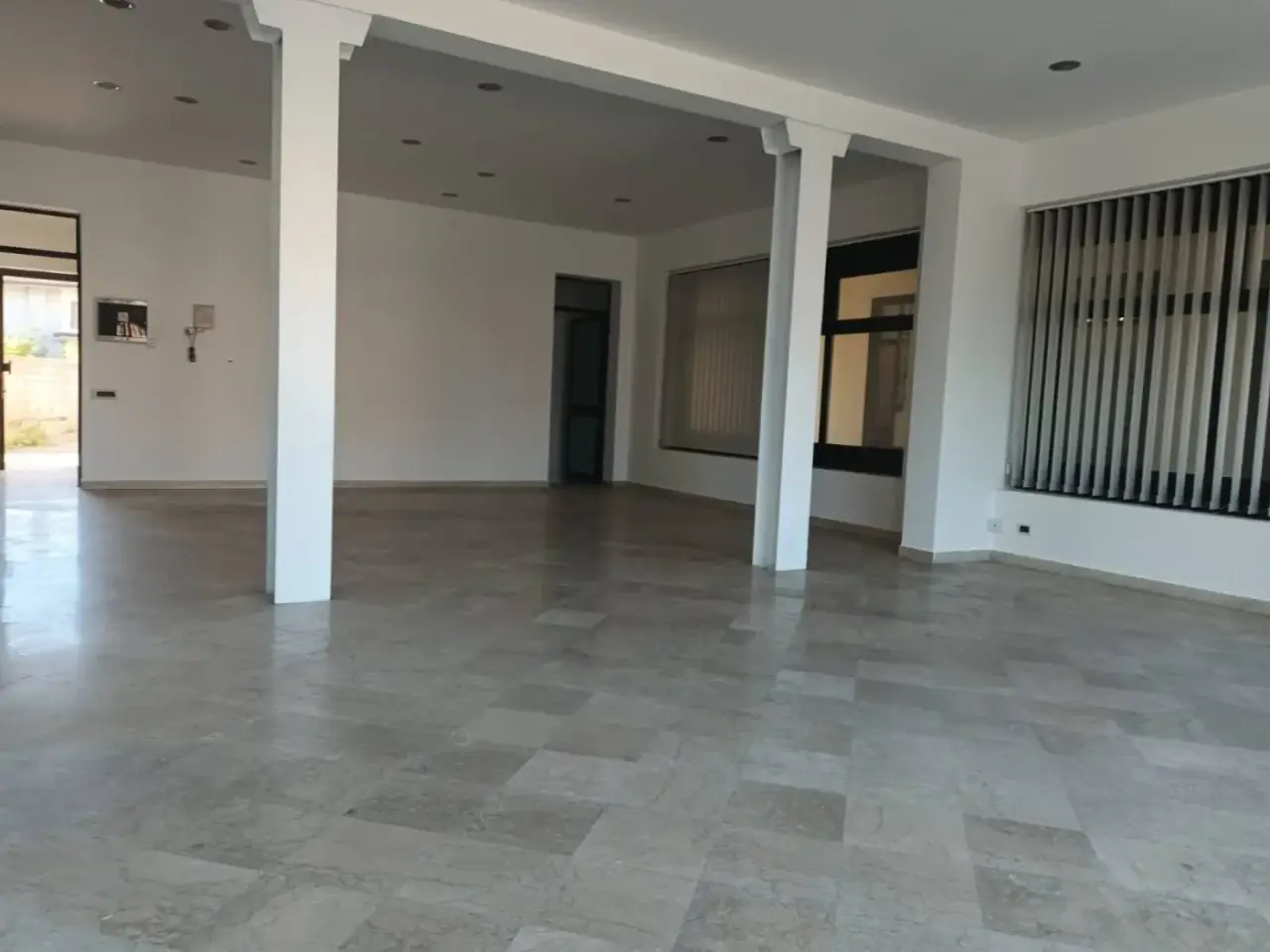 Negozio in Via Signoressa, Trevignano, {3} - Foto 2