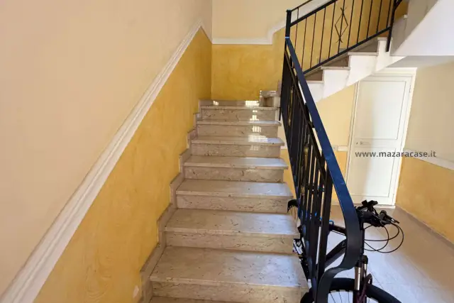 insertion image