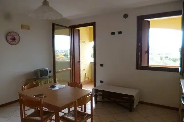 2-room flat in Via delle Alpi 24, Istrana - Photo 1