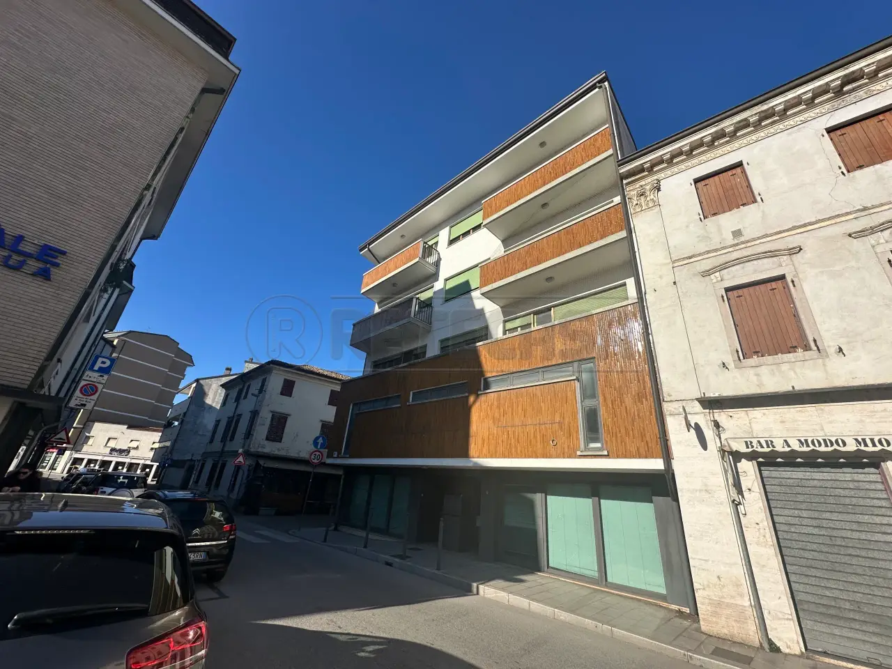 Ufficio in Via Camillo Benso Conte di Cavour 13, Cervignano Del Friuli, {3} - Foto 2