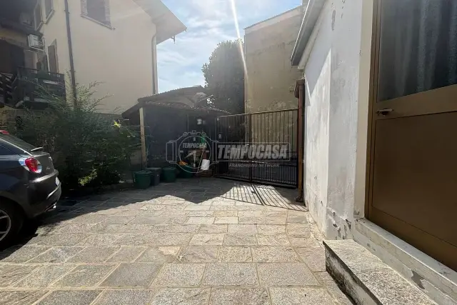 2-room flat in Via San Pietro 6, Palosco - Photo 1