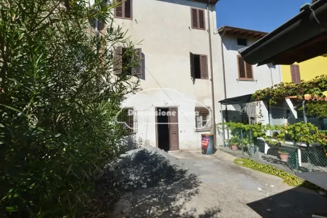 Attached house in del Chiasso Lunata, Capannori - Photo 1