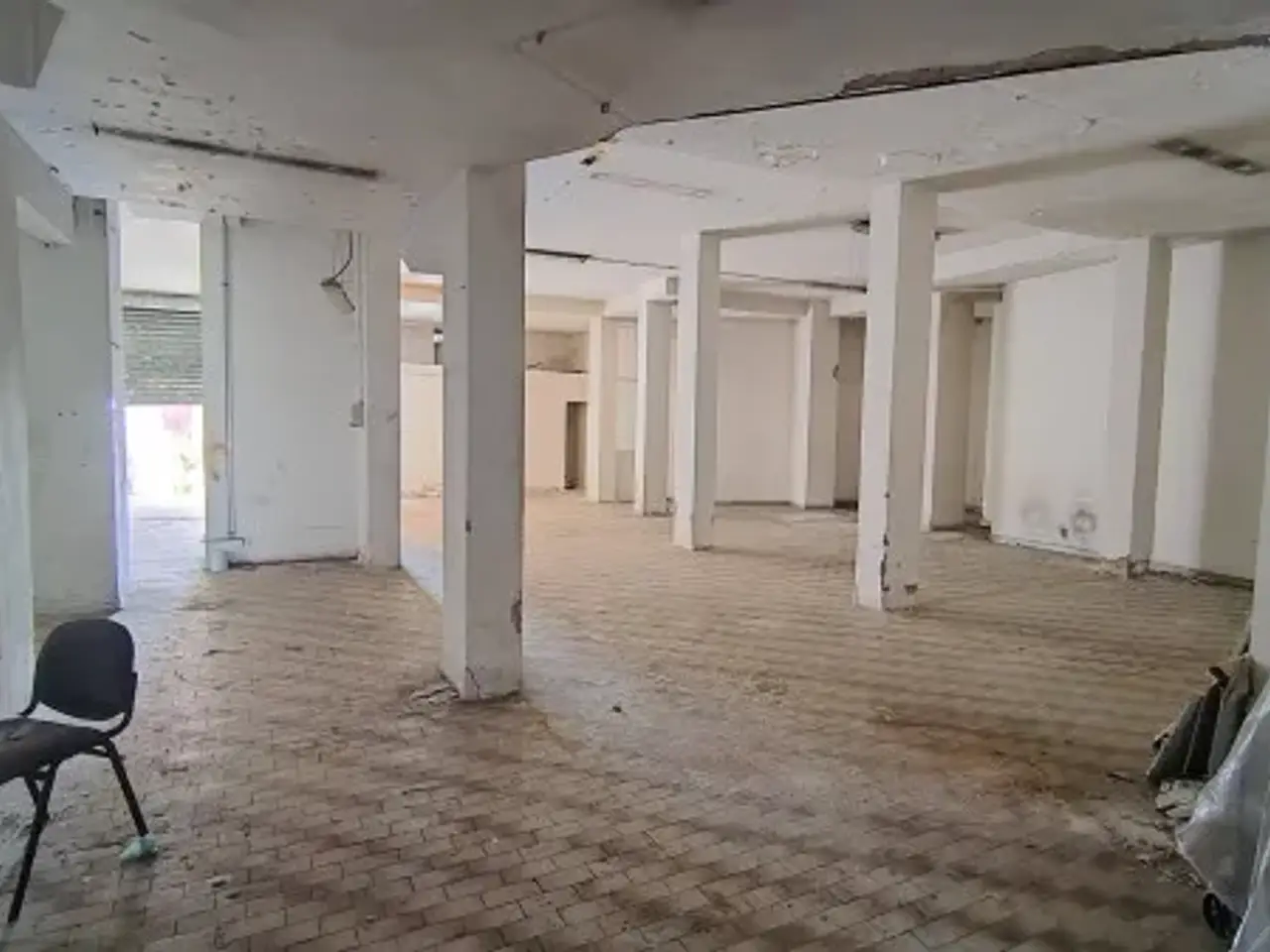 Negozio in Via Nazionale Tiburtina 107, Tivoli, {3} - Foto 1