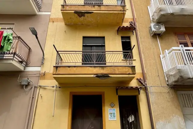 Detached house in Via Trapani 17, Casteldaccia - Photo 1