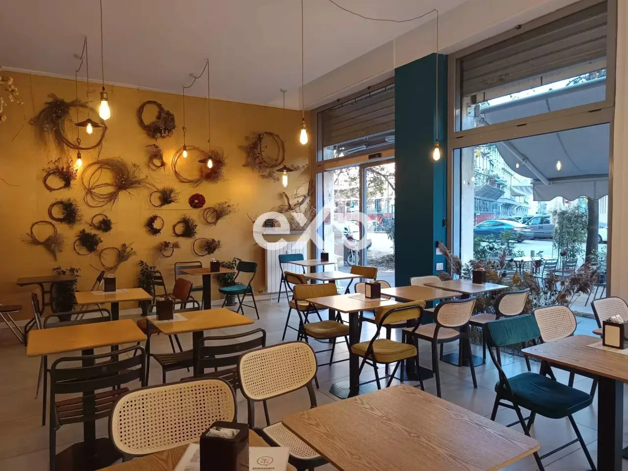Bar in Via Sardegna, Milano, {3} - Foto 1