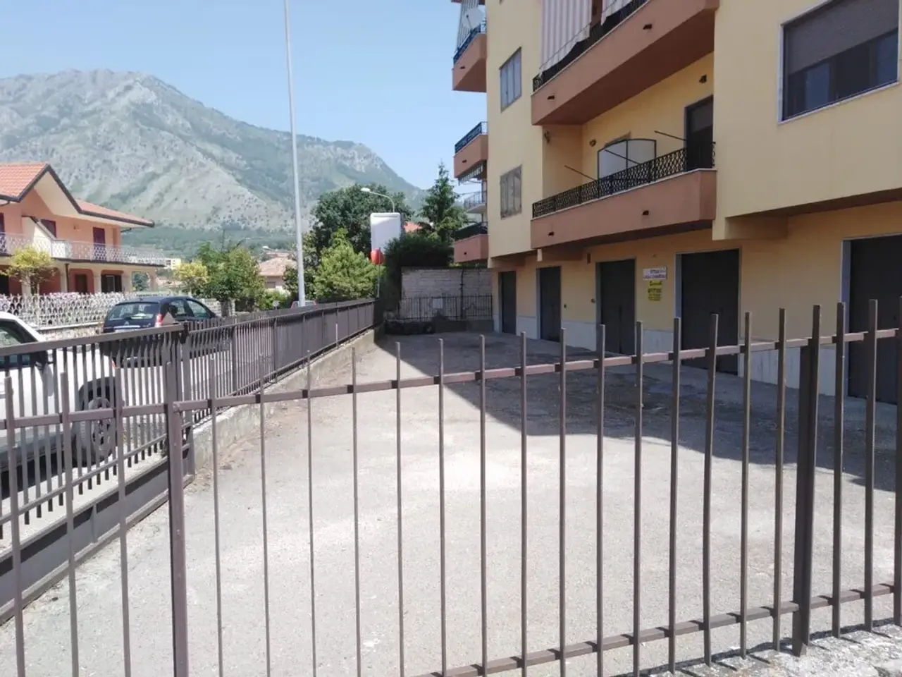 Negozio in Via Cirignano, Montesarchio, {3} - Foto 2