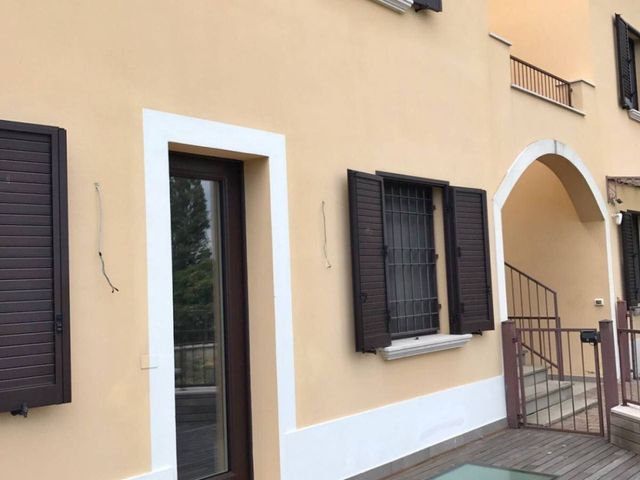 Mansion in Via Martiri di Pizzocalvo 103, San Lazzaro di Savena - Photo 1