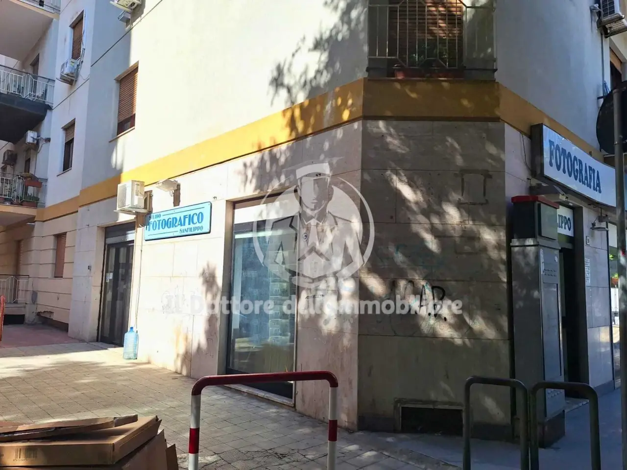 Negozio in Via Ammiraglio Rizzo 59, Palermo, {3} - Foto 2