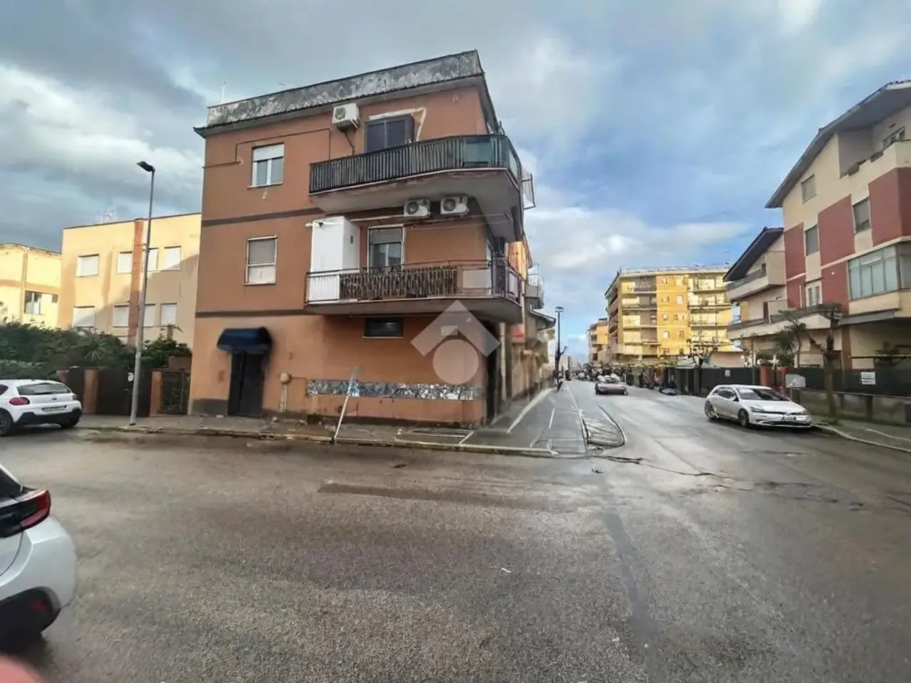 Negozio in Via Guglielmo Marconi 111, Aprilia, {3} - Foto 1