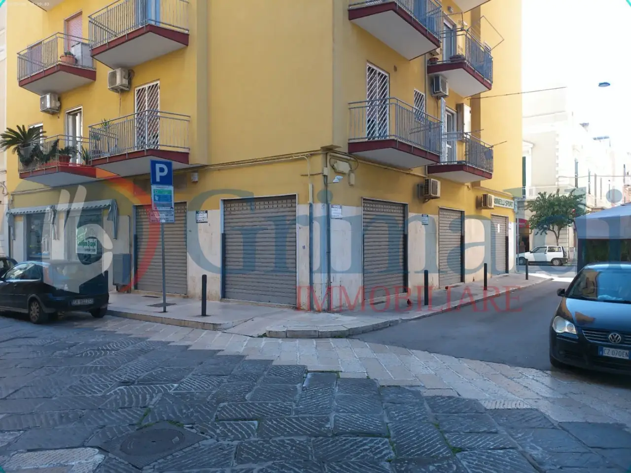 Negozio in Corso Vittorio Emanuele 113, Trani, {3} - Foto 2
