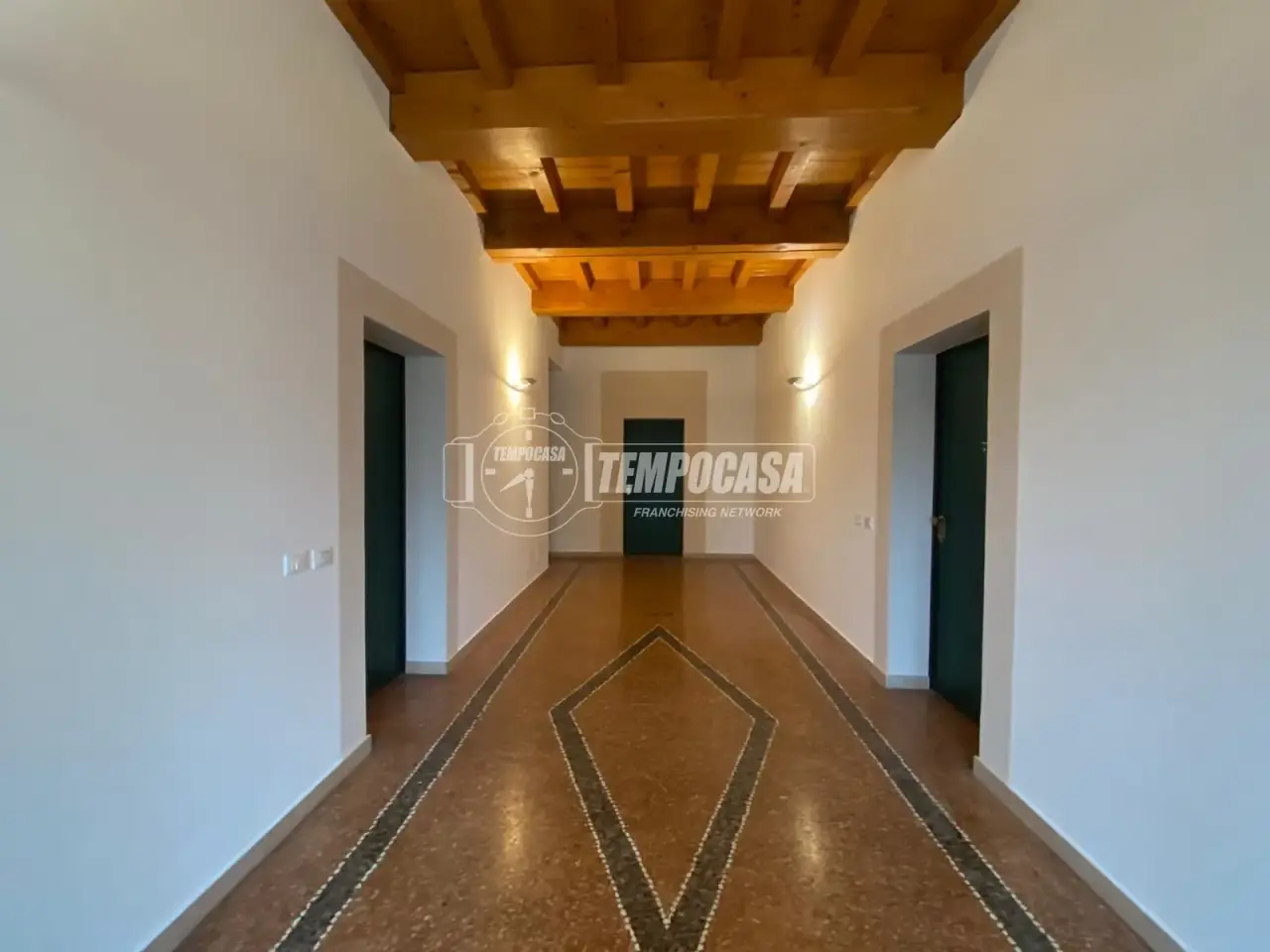 Negozio in Piazza Sandro Pertini 19, Terre del Reno, {3} - Foto 1