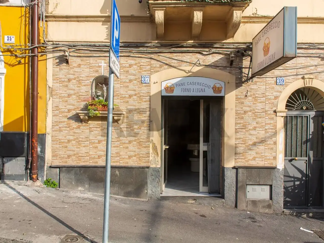 Esercizio commerciale in , Catania, {3} - Foto 2