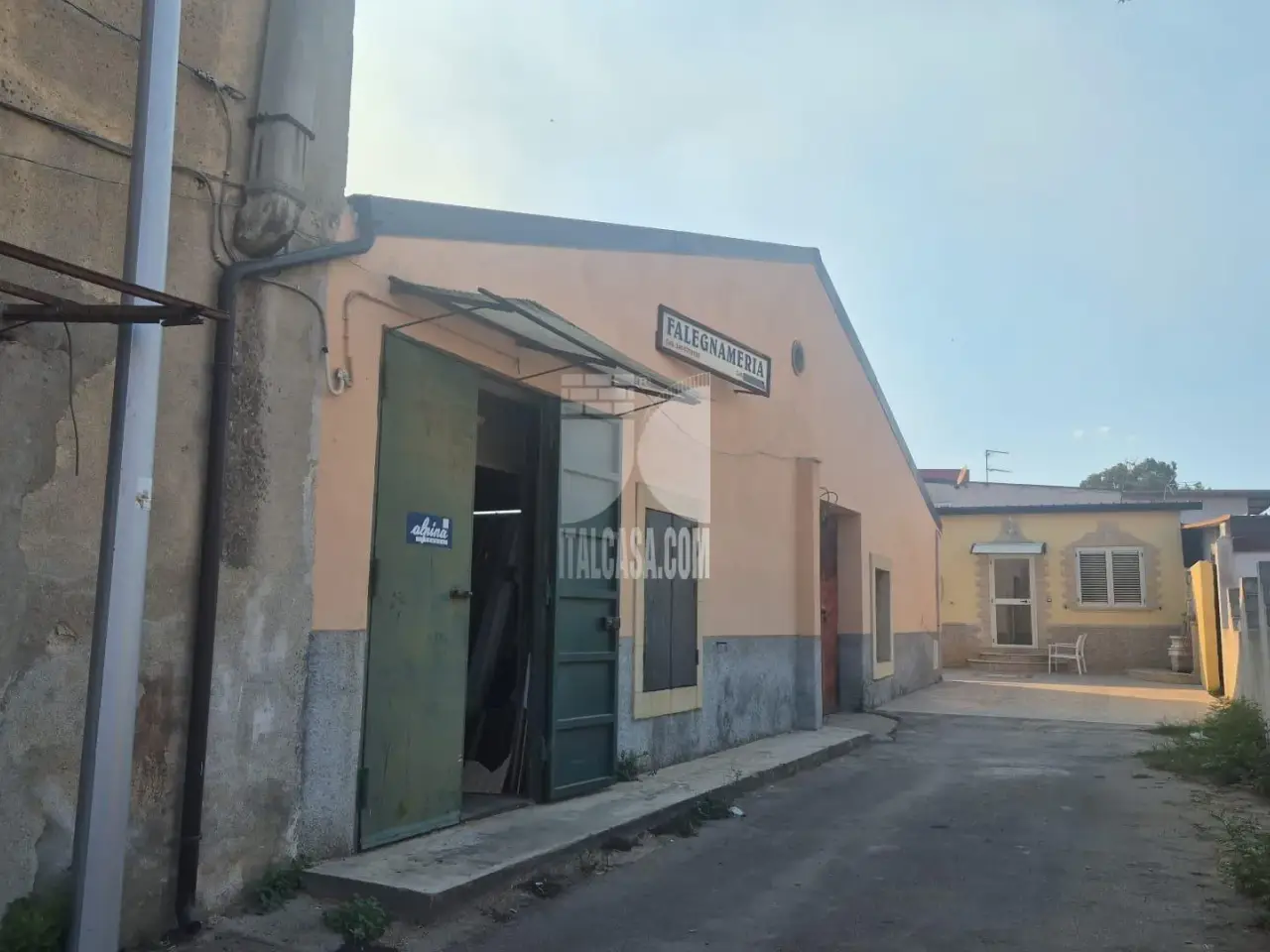 Laboratorio in Via Macello, Crotone, {3} - Foto 1