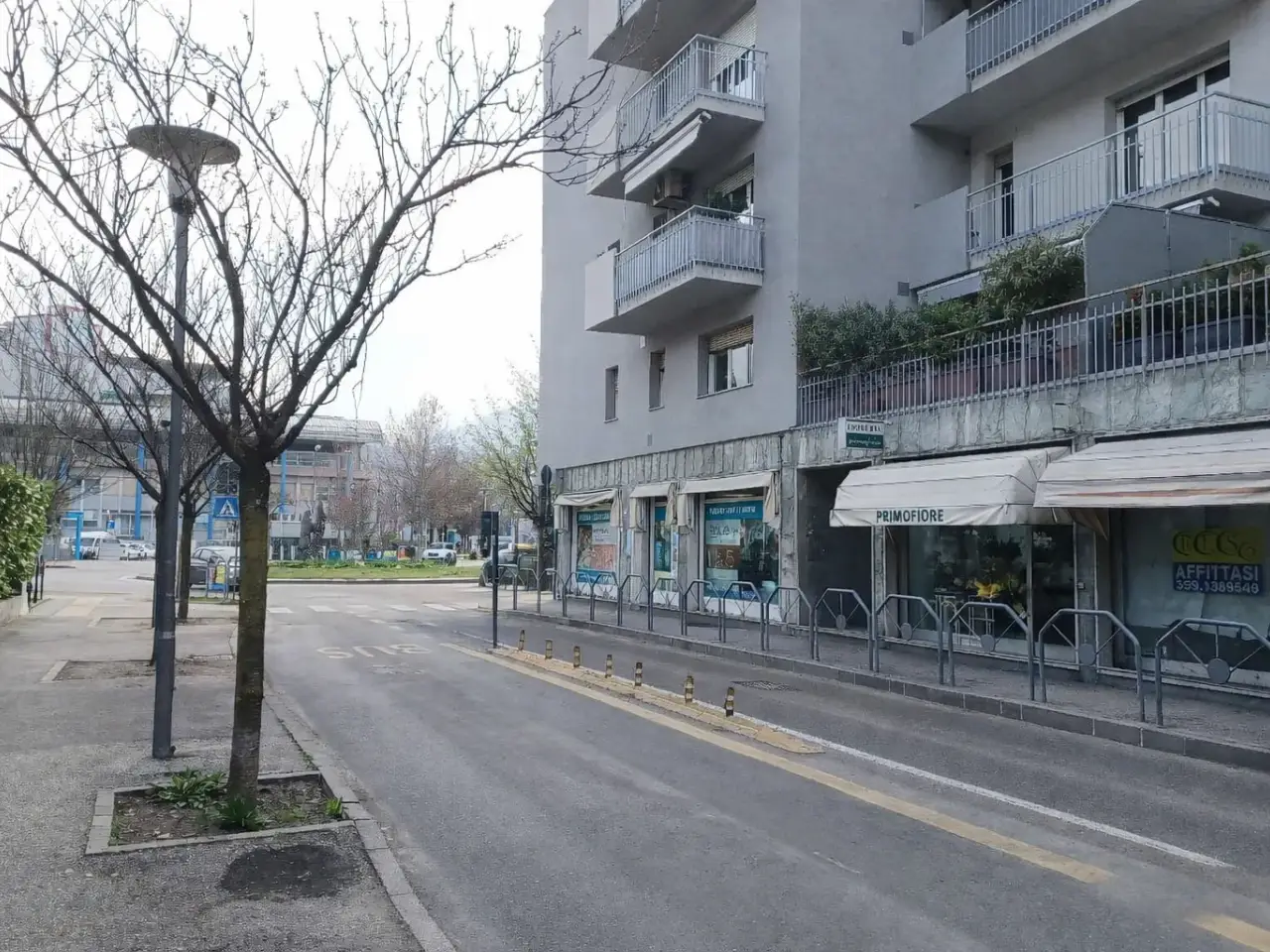 Negozio in , Trento, {3} - Foto 2
