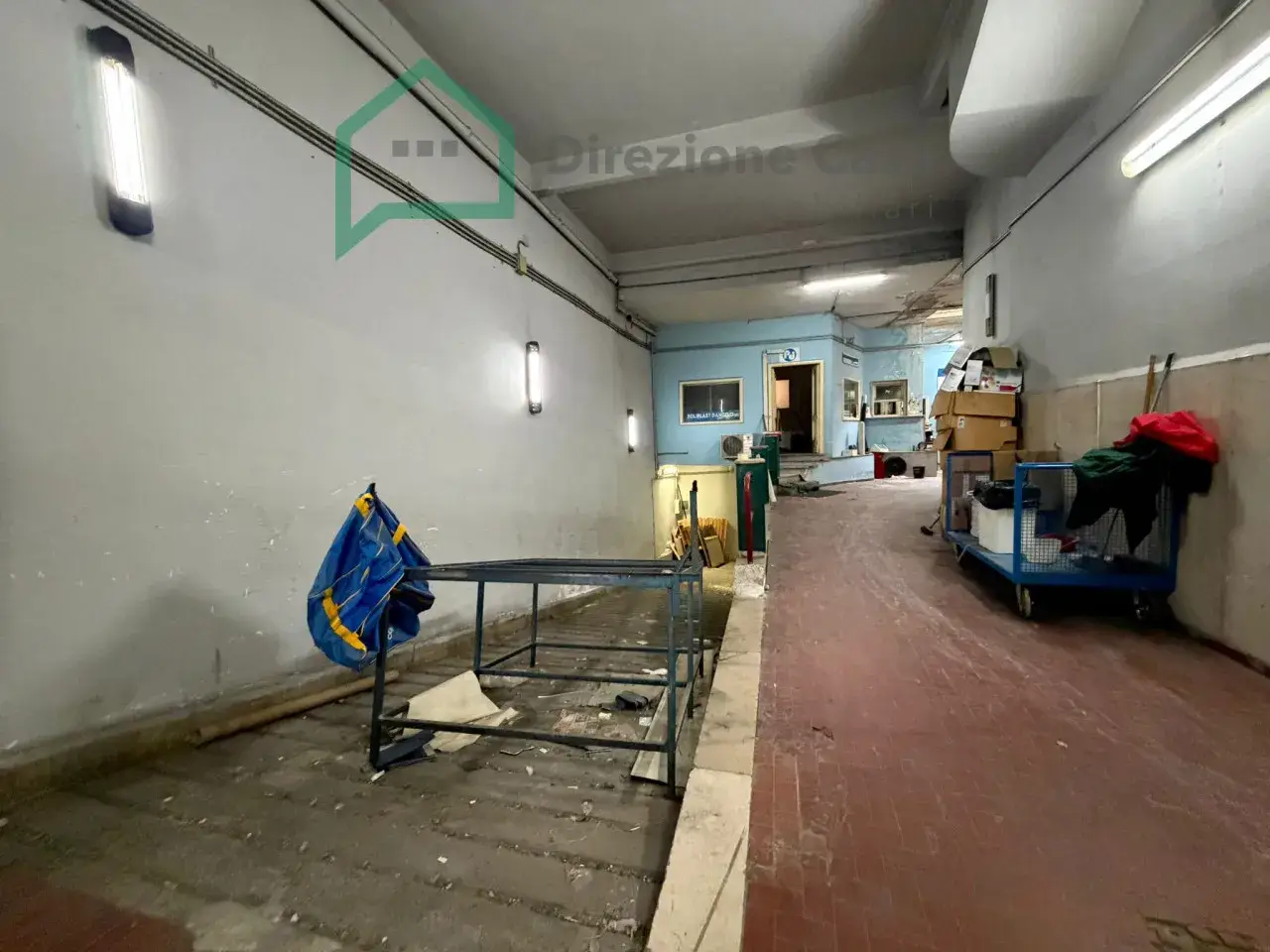 Magazzino in Via Genova, Napoli, {3} - Foto 2