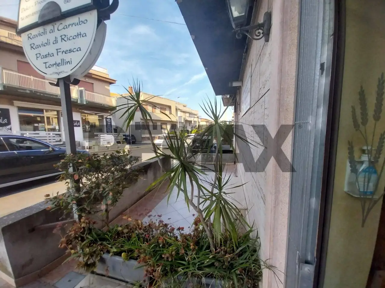 Esercizio commerciale in Via Sant\'Alessandra 163, Rosolini, {3} - Foto 2