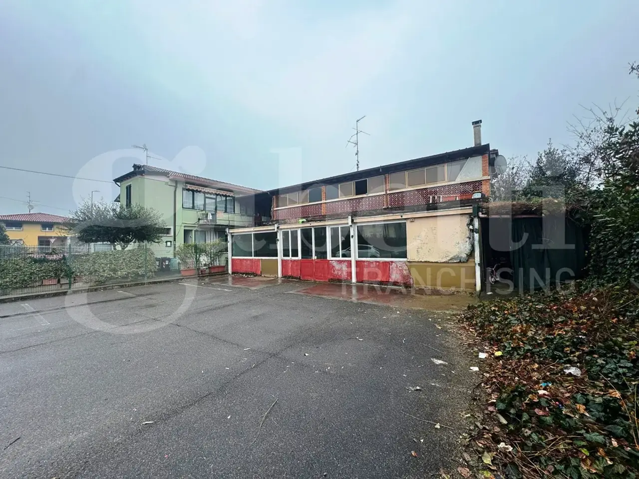 Negozio in Via Ugo Foscolo 2, Paderno Franciacorta, {3} - Foto 1