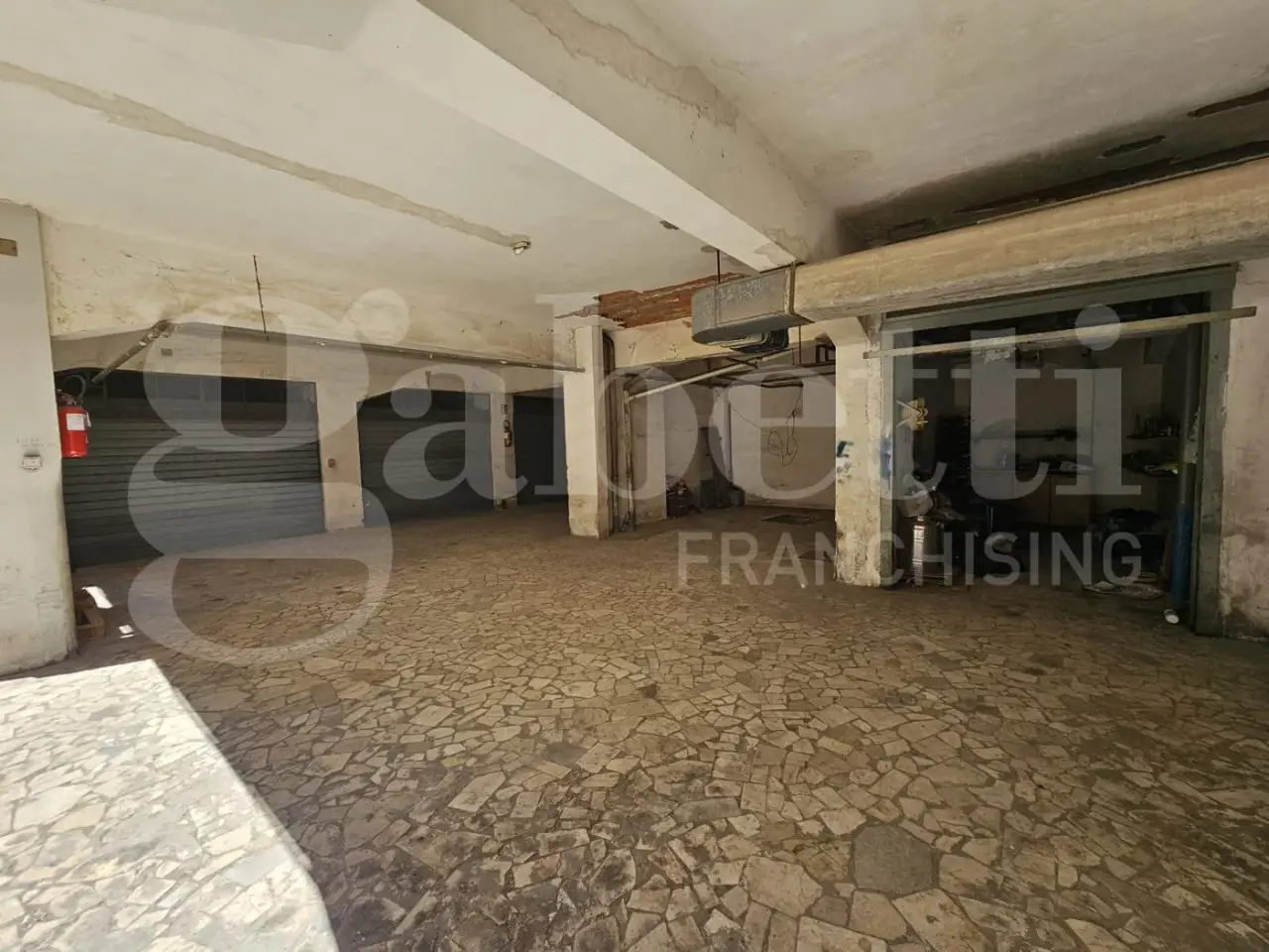 Magazzino in Via Portosalvo Snc, Messina, {3} - Foto 1