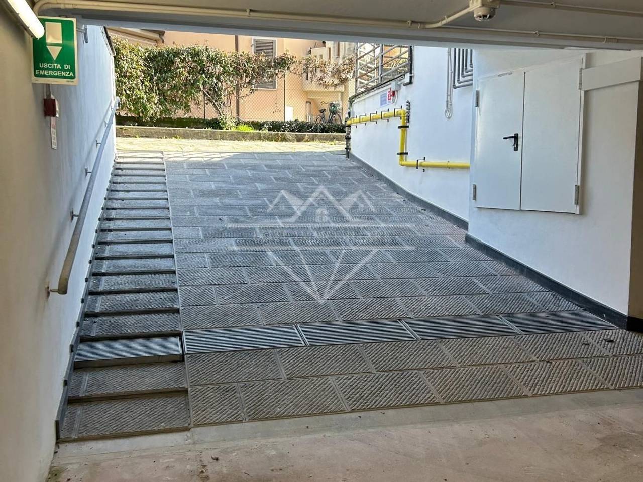 immagine annuncio 5 di 8