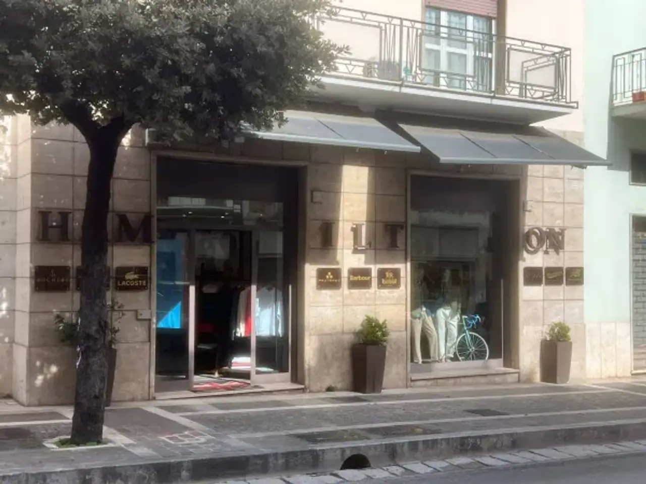 Negozio in Via Vitruvio 332, Formia, {3} - Foto 1