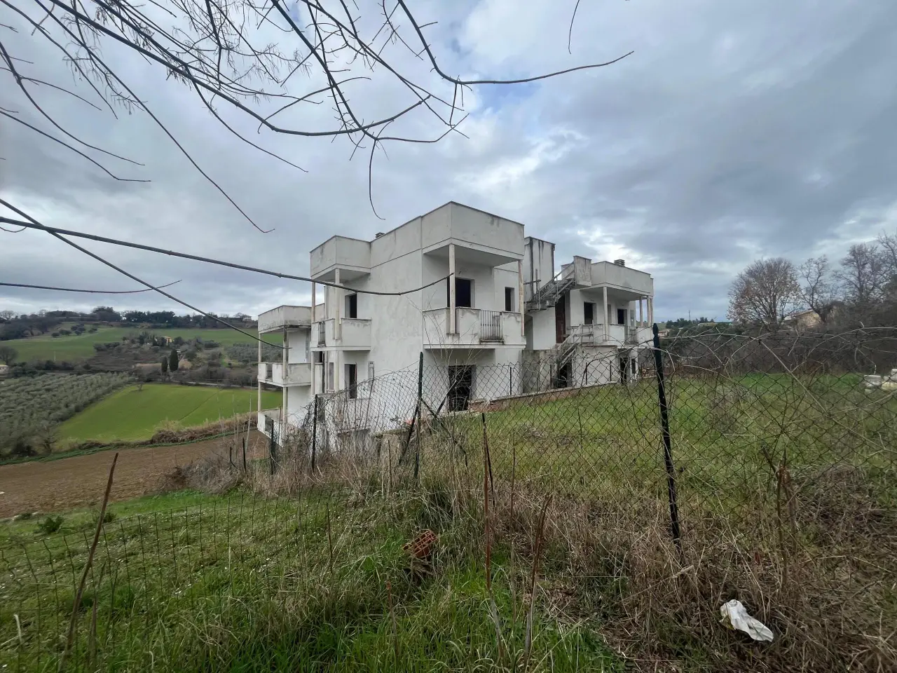 Palazzina commerciale in , Trecastelli, {3} - Foto 2