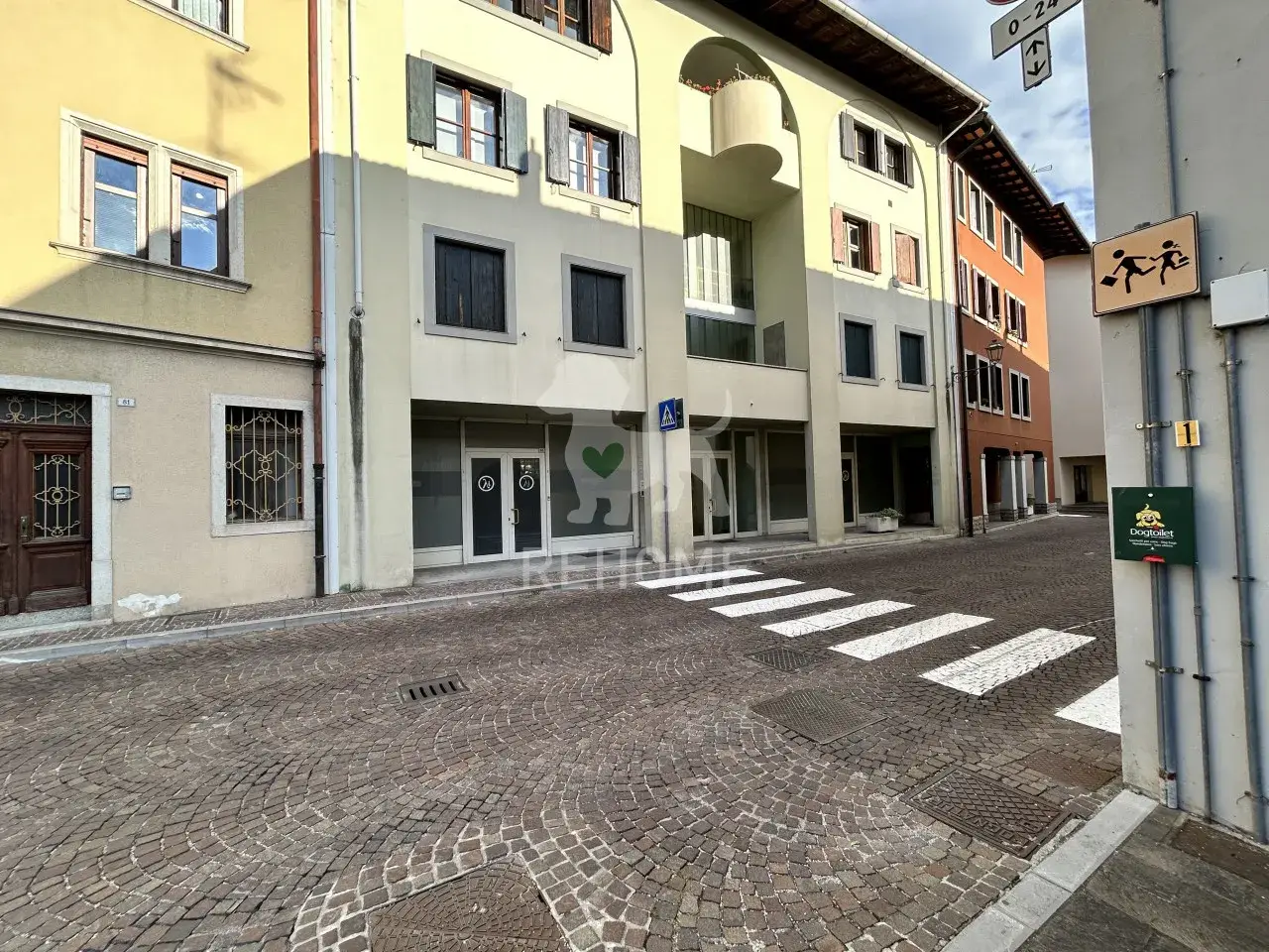 Negozio in Via Villa, 85, Artegna, {3} - Foto 1