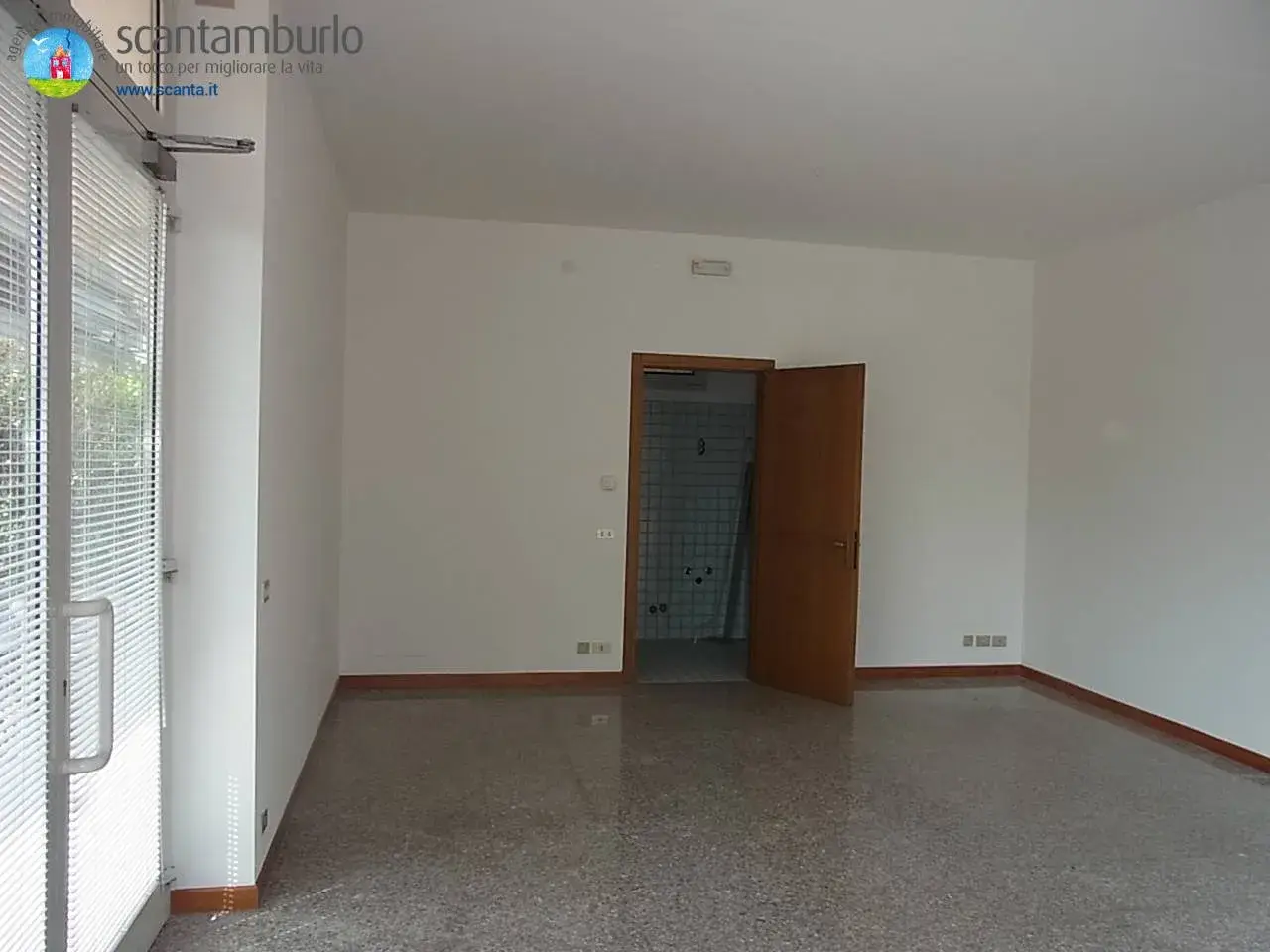 Negozio in , Treviso, {3} - Foto 1