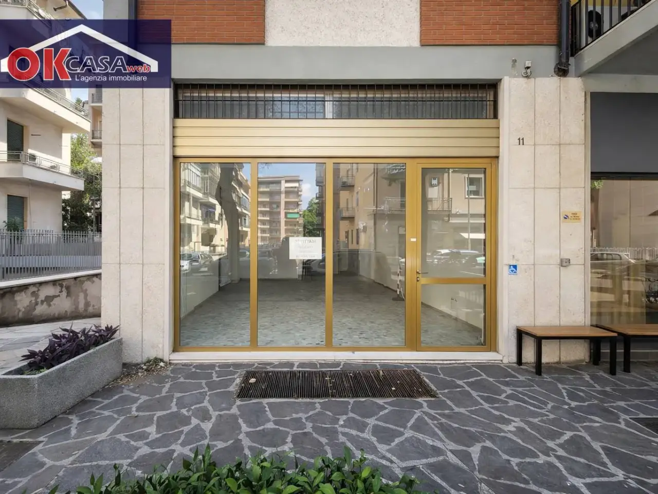 Esercizio commerciale in Via Vasco De Gama 11, Verona, {3} - Foto 2