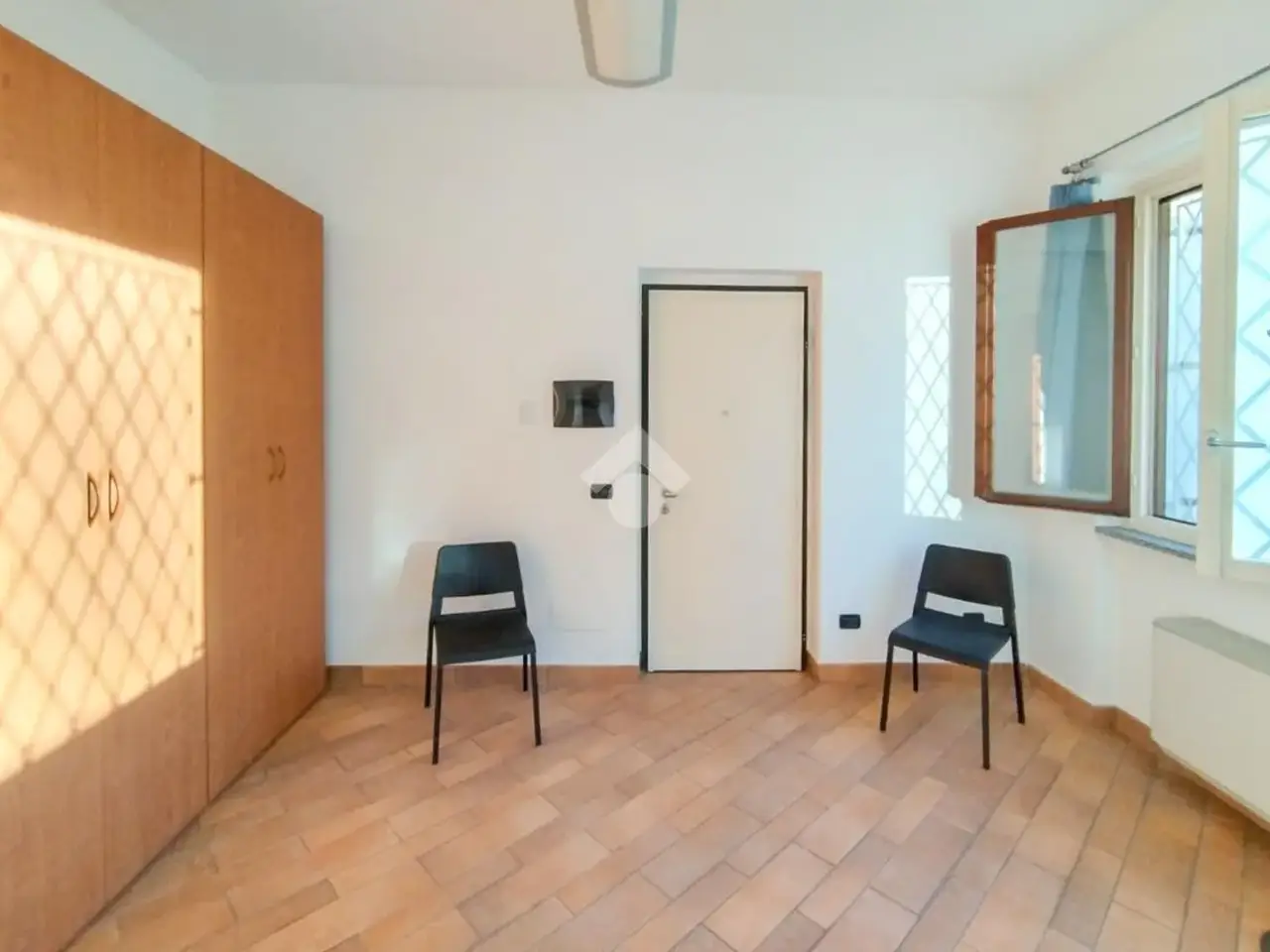 Negozio in Via C. Cattaneo 41, Codogno, {3} - Foto 1