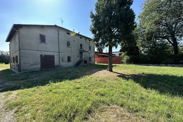 Mansion in Strada Gherbella, Modena - Photo 1