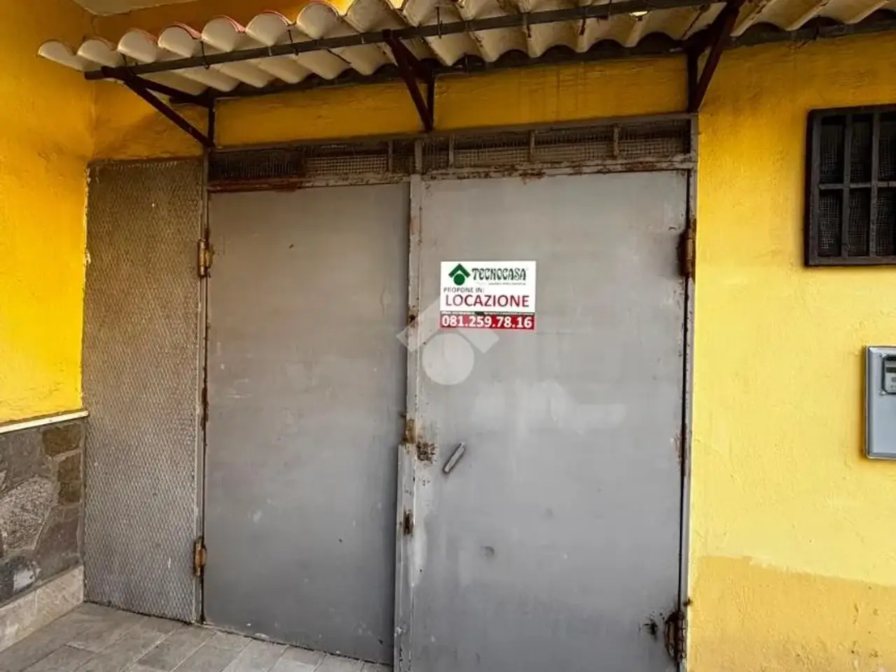 Negozio in Via San Rocco 144, Marano Di Napoli, {3} - Foto 2