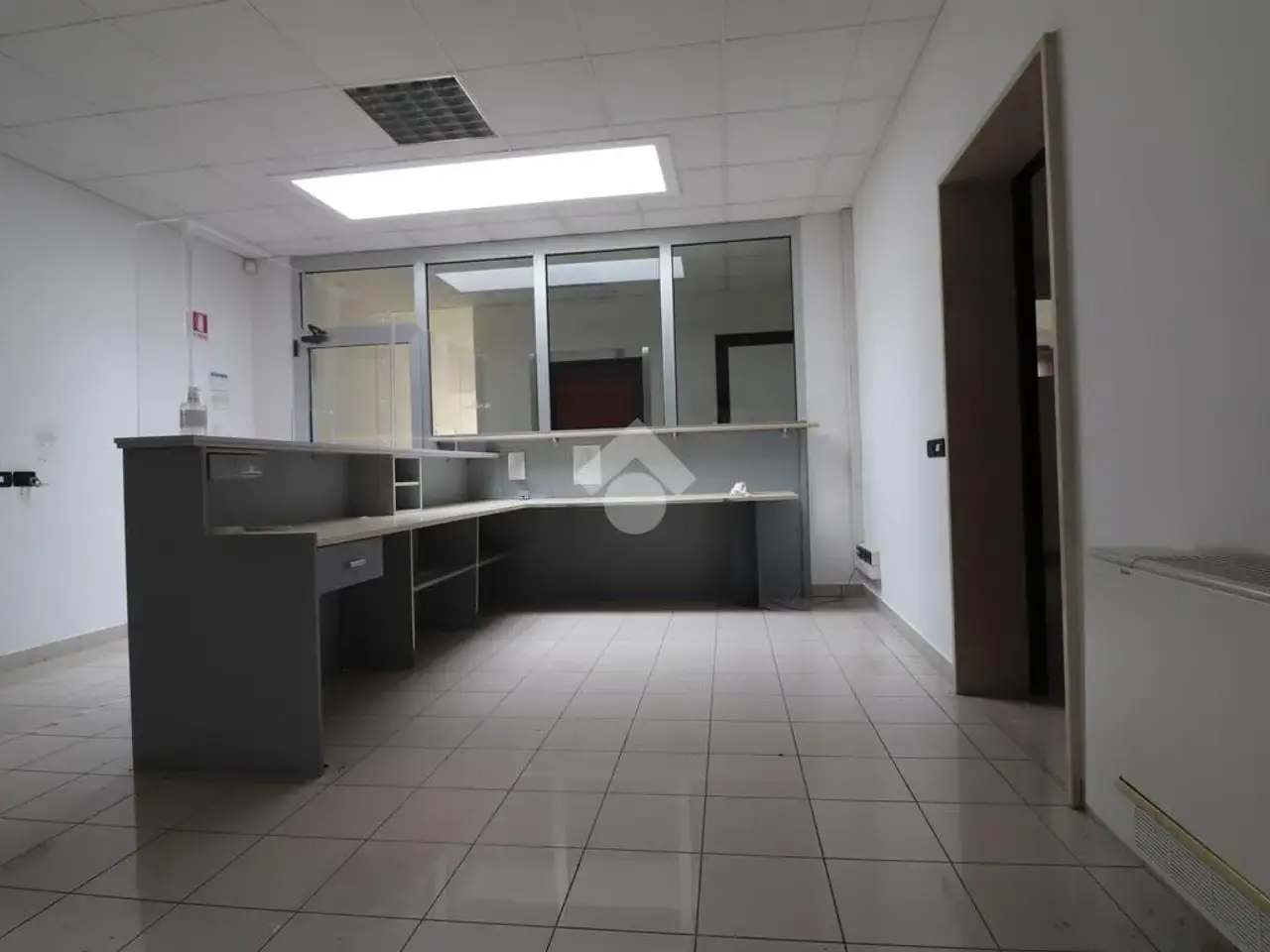 Ufficio in Via Londra 30, Porto Mantovano, {3} - Foto 1