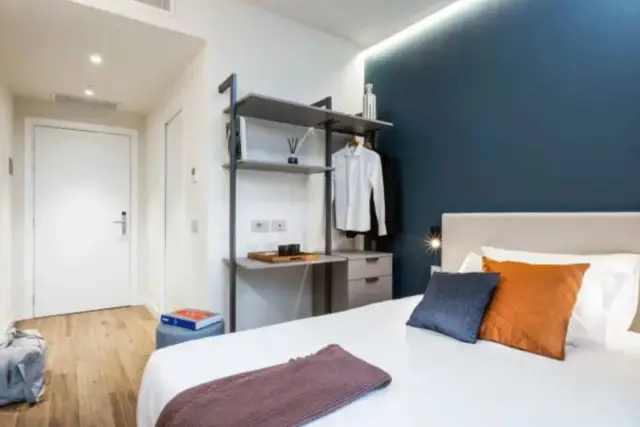 Room in {3}, Viale Corsica - Photo 1