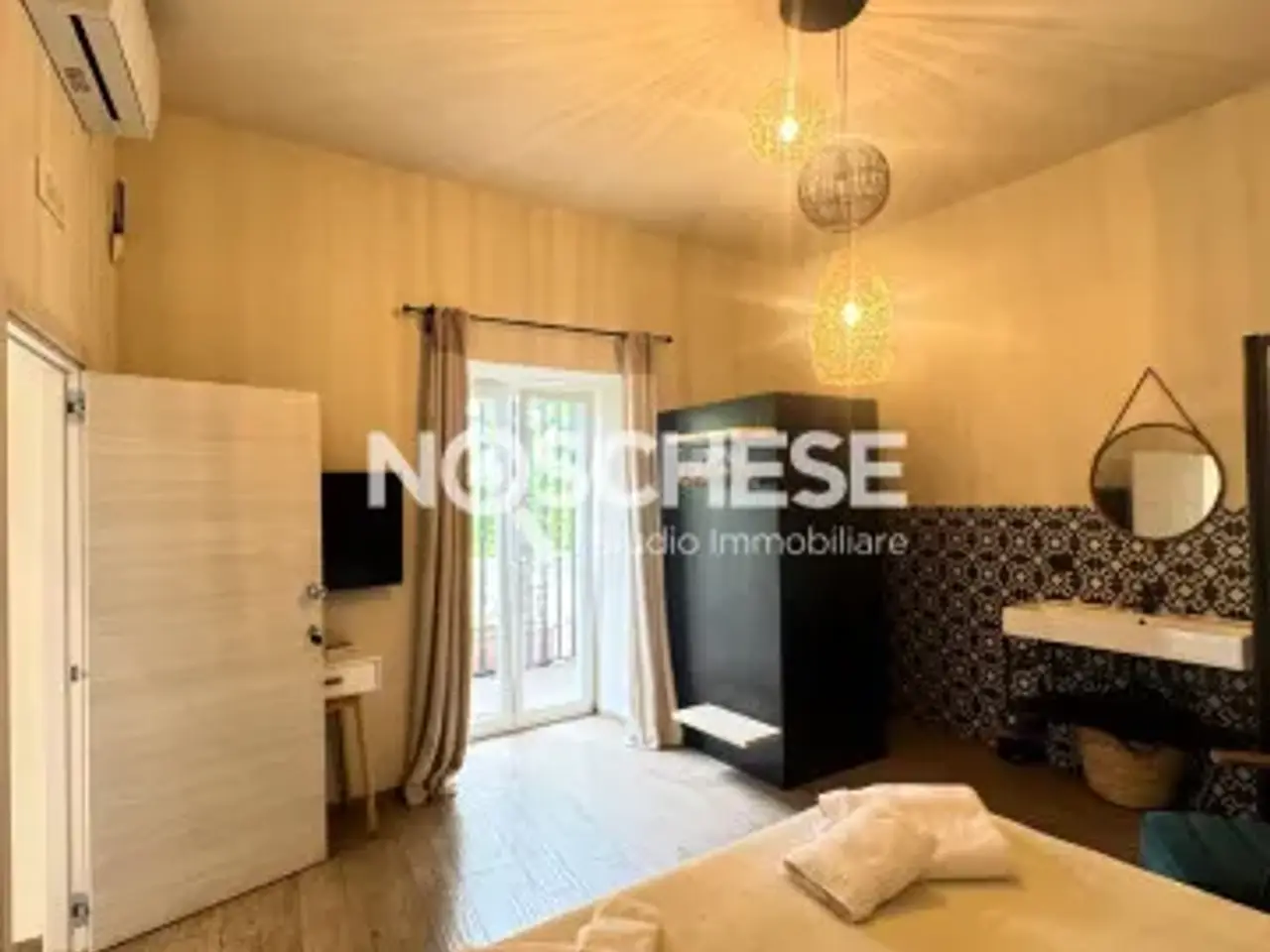 Bed & Breakfast in Salita S. Giovanni Battista 1, Salerno, {3} - Foto 1