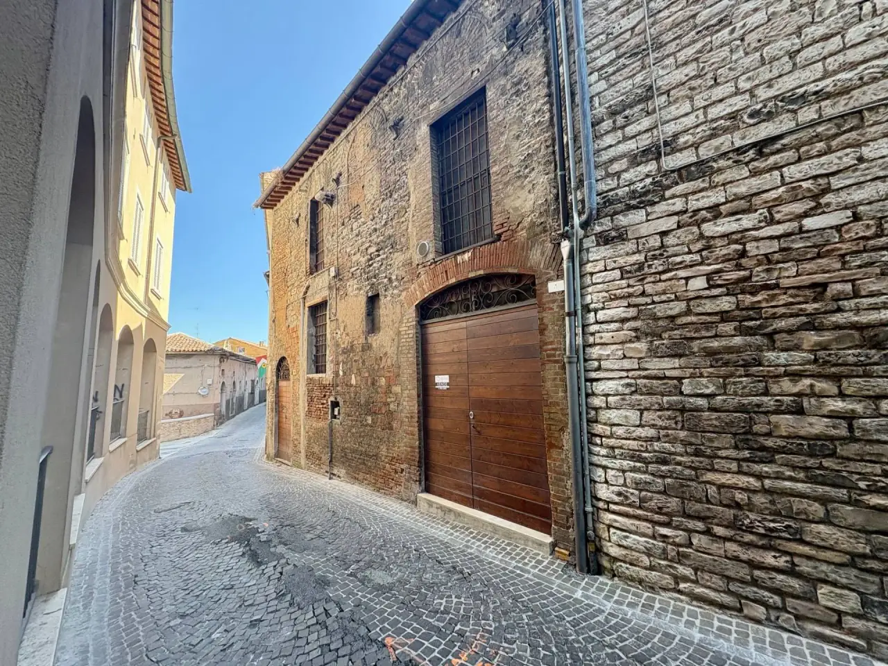 Magazzino in Via Ramelli 3, Fabriano, {3} - Foto 1